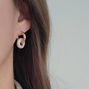 [옷자락] 여자 럭셔리 주얼리 3컬러 더블링 볼드 핑크 귀걸이