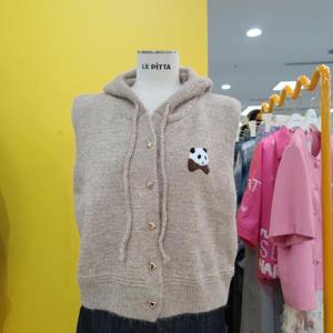 르피타 DP01 팬더후드니트조끼 대동백화점  L254BVTA04