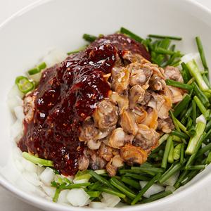 벌교 꼬막비빔밥 회무침맛 1팩 (550g, 2~3인분) + 간장양념맛 1팩(550g, 2~3인분)