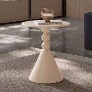 작은 커피 테이블, 금속 소형 원형 테이블, 버터 스타일 협상 테이블, 소파 코너, 철제 가장자리 등