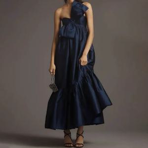 맞춤형 A 라인 얇은 명주 그물 무도회 이브닝 원피스, 원 숄더 연인 민소매 활 주름 티 길이