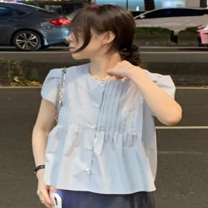 여름 반팔 여성 셔츠 우아한 버블 슬리브 허리 조임 슬림 독특한 디자인 패셔너블한 최고급 소재