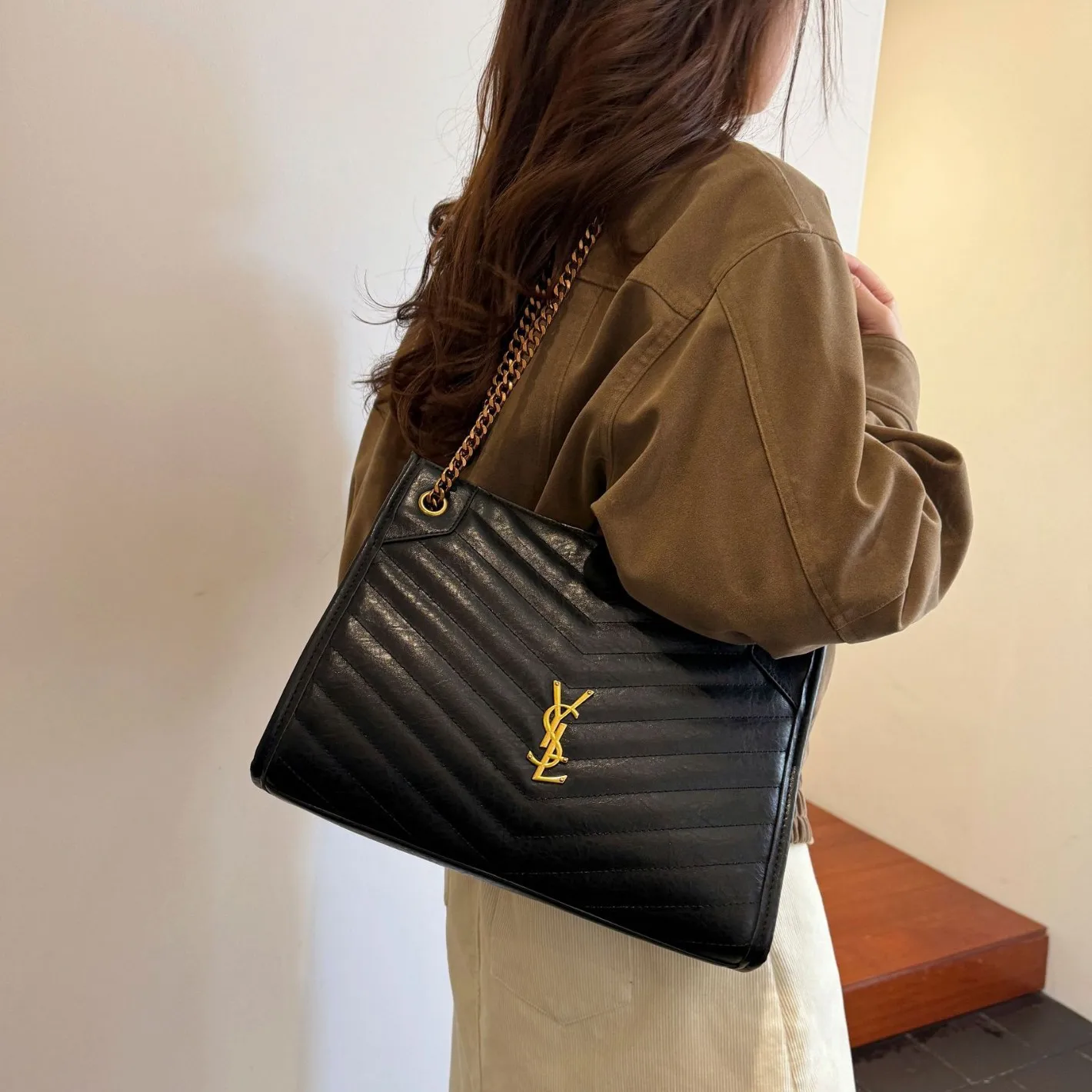 ​ ​ 체인 스트랩이 있는 가죽 토트백, 여성용 패션 숄더백, 탑 핸들 크로스바디백, 텍스처드 쇼핑백