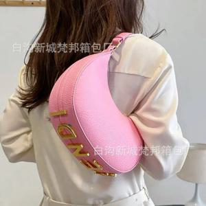 2025 패션 여성 핸드백 신상 한국 스타일 싱글 숄더 언더암 백 텍스처드 여성 크로스바디 핸드백