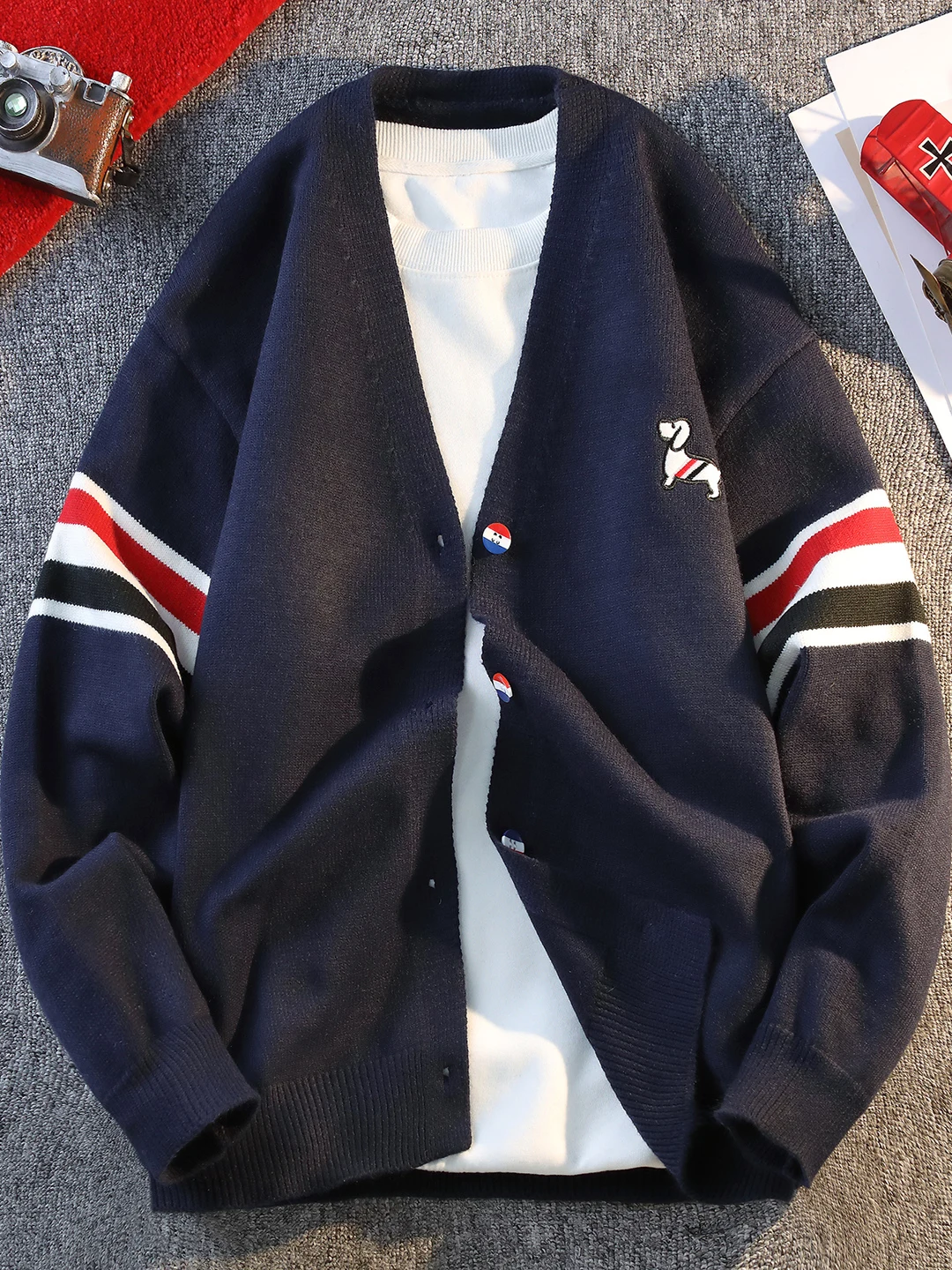 남성용 캐주얼 브이넥 니트 스웨터 가을 겨울 패셔너블 다용도 베이스 레이어 셔츠 트렌디 버튼업 소프트 폴리에스터 혼방