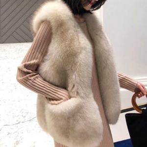 모피 조끼 여성용 짧은 2025 가을 겨울 신상 한국 버전 슬림하고 얇은 인조 여우털 조끼