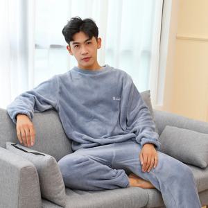 두꺼운 따뜻한 남자 산호 벨벳 잠옷 가을 겨울 Homewear 긴팔 긴 바지 솔리드 소프트 잠옷 2 개/대 커플
