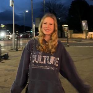 가을과 겨울을 위한 새로운 레터 핫스탬핑 프린트, 루즈하고 트렌디한 패셔너블 포켓 후디, 남녀 커플룩