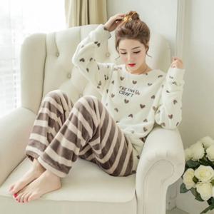 겨울 두꺼운 따뜻한 산호 벨벳 커플 잠옷 가운 여성 Homewear 후드 남성 긴 플란넬 솔리드 컬러 청소하기 쉬운 소녀