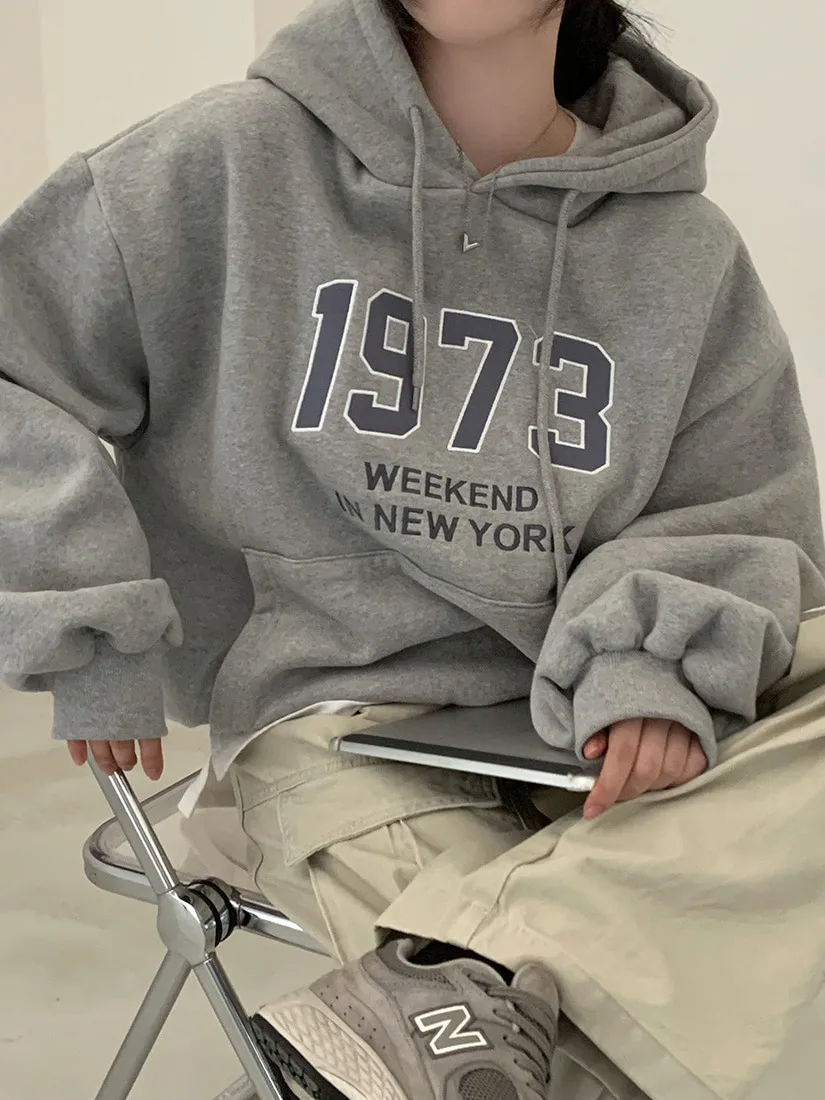 시크한 오버사이즈 후드티 여성용 긴팔 플리스 안감 프린트 레터 캐주얼 스웨트셔츠 가을 겨울 스트리트 스타일 출퇴근용