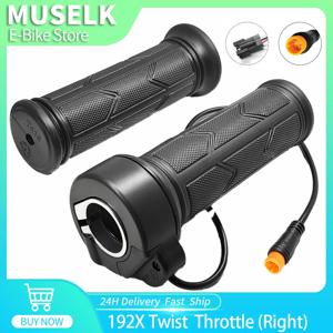 전기 자전거 WUXING 192X 풀 트위스트 스로틀 오른쪽 핸들 스로틀 방수/SM 커넥터 전기 자전거나 전동 스쿠터용