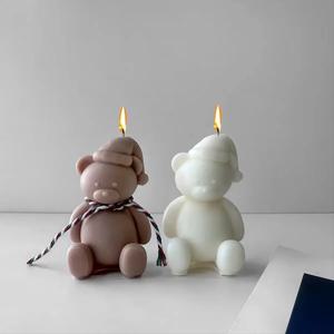 【금요일】2개 크리스마스 곰 캔들 실리콘 몰드 DIY 만화 곰 향초 석고 비누 레진 시멘트 몰드 제작 도구