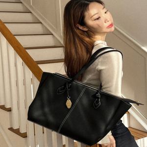 뉴욕 액세서리 JABA5F800BK [워크백] 블랙 키장식 소가죽 숄더백 L (16인치노트북