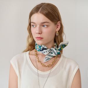 정글 레터링 프린트 코튼 사각 스카프