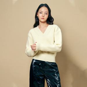 [최초가 89000원] 브이넥 크롭 니트_LKTSW123001