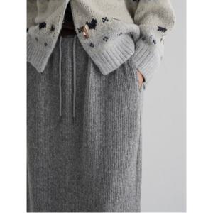 기모 헤어리 롱스커트  라이트 그레이 (355Y27LC12)