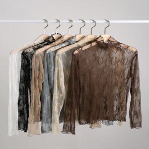 페미닌 플라워 레이스 시스루 블라우스