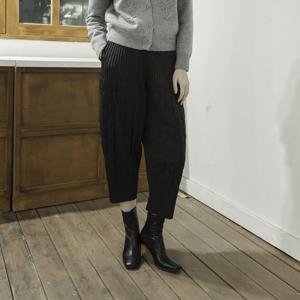 [최초가 218000원] 육각 퀼팅 패딩 배기 밴딩 팬츠(2colors)_YJ10WRPSL02