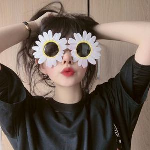 (4개입) (데이지 선글라스) 생일 파티 용품 선글라스 안경 체육대회 학예회 놀이공원 네컷소품 이벤트 소품