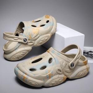 남성 슬리퍼 펀칭 통기 반슬리퍼 샌들 논슬립 여름신발