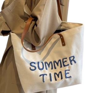 1+1/1 자수 알파벳 캔버스 가방 여성 신상 대용량 통근 토트 가방 백합 숄더 대학생 수업 가방