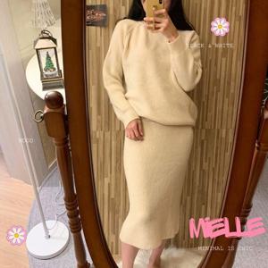 메르젠느 파인램스울 라운드넥 니트 스커트 투피스 세트 미엘