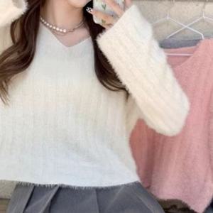 스웨터 풀오버 세미 크롭 니트 DO1879