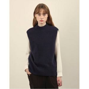 [올리비아로렌]라쿤 하프넥 베스트_VOCBN4W9221