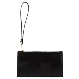 25 FW 보테가 베네타 맥시 인트레치오 스트랩 파우치 미니 클러치백 블랙 681012 VCQC4 8425
