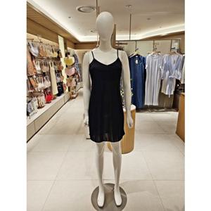 [BARBARA][AFS4370S 검정] 가볍고 시원한 비치지않는 심플한 바바라 풀슬립(바바라 슬립 속치마)