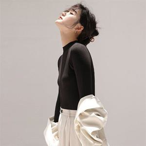 데일리 소재 의류 가벼운 여성 반폴라 티셔츠 LKT9517 데일리