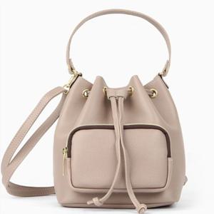 복주머니 모양 여성 소지품 가방 핸드백 베이지