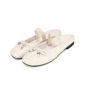 [바바라(슈즈)]바바라 여성블로퍼 엠블럼 쁘띠장식 포인트_BBI156IV