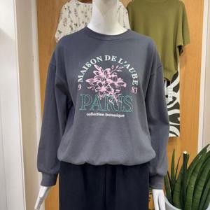 클리지 DP01 파리스 플라워 라운드 맨투맨 CP7WTS05