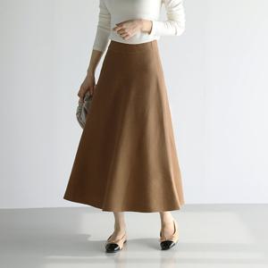 [바네사빈] 울니트 플레어 롱스커트 v01370