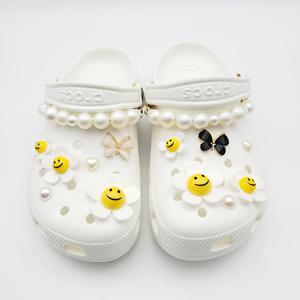 [플로라]신발악세사리세트 스마일꽃파츠+체인  14P