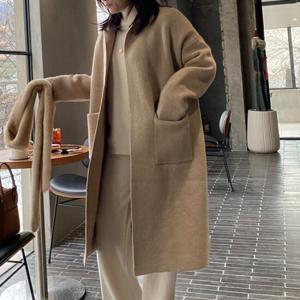 [조아맘] 모던 카라 니트 코트