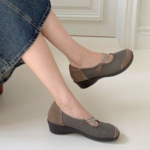 [지쎄공식몰] 천연가죽 여성수제화 웨지로퍼 GIS-43200