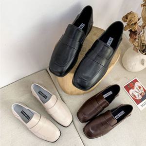 여자가을신발코디 여성 깔끔 로퍼 직장인 출근룩 코디 패션 스타일링