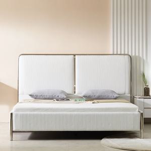 스코나 리벨스 실버 퀼팅 가죽 침대(킹)