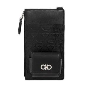 26 SS 페라가모 간치니 Gancini 엠보싱 크로스 스트랩 폰가방 블랙 660980753605