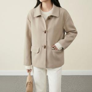 [에이시크] 코지 울 블렌드 크롭 숏 코트 C25CCT937