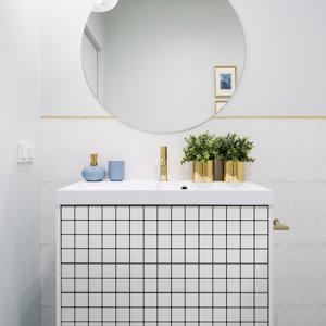 화이트무광 붙이는타일 메탈 점착식타일 고메인