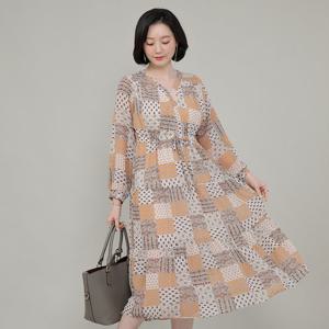 애비뉴투지 엄마옷 은은한 프린트 쉬폰 봄 가을 원피스 O09204