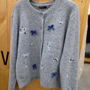 [레코브]자수리본가디건  LC61EZKC633Y