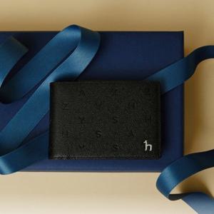 [헤지스] 블랙 음각패턴 소가죽 반지갑 HJWA5E580BK