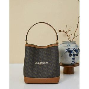 갤러리아_JABA5E355 질스튜어트 브라운 로젤라 칠링 패턴 가죽 콤비 버킷