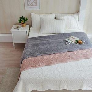 갤러리아_한일카페트  몽블랑 극세사 소파 패드  85 X 240