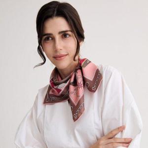 갤러리아_[닥스] 실크 미니 스카프 (D) FKI022I (케이스,쇼핑백 포함)