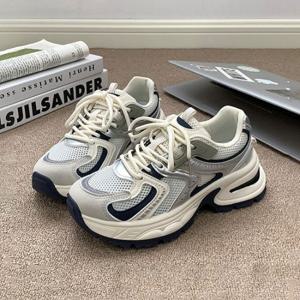 ★ 2컬러 스웨이드소재 여성 운동화 1켤레